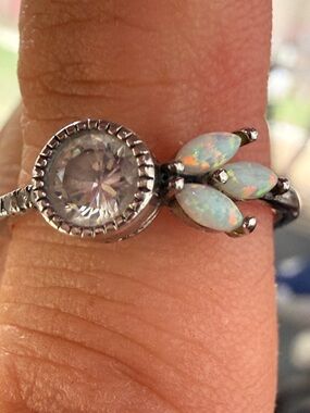 VTG Opal Accent Silver Ring with Clear Center Stone Sz6.75
